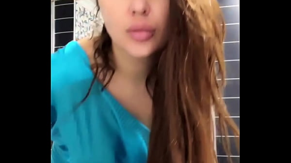 Safasinha in the tango app showing herself (nonude) 1
