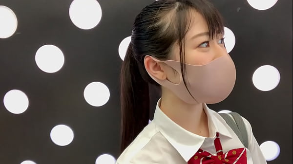 https://bit.ly/3ideXhi Gonzo sex with JK, a petite and cute honor student. The body of beautiful breasts and nice ass is erotic. Squirting by hand man. Insertion sex in doggy style.