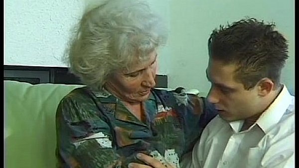 busty hairy mom deepthroat on big dick