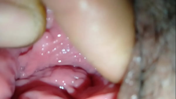 Stick a finger in the Thai girl's clitoris. Her pussy is very beautiful and lickable. Her pussy is white and her clit is smooth.