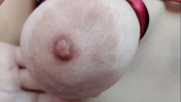 Stepmom teaches stepson to play with tits
