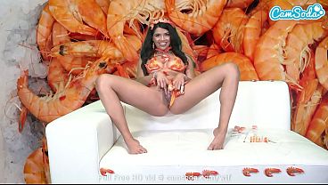WTF Brunette Teens Loves Shrimp Masturbates on Cam