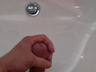 I got a taste in the bathroom. I had to cum immediately. Look at my quick masturbation and great blo
