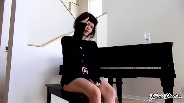 Yhivi  To Have Sex With James Deen