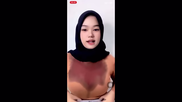 Live meimei chan siram air