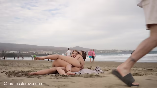 BralessForever - Hot girls naked on the public beach