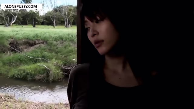 A Married Woman Hoshino Sweet Daylight Affair - Akari Hoshino