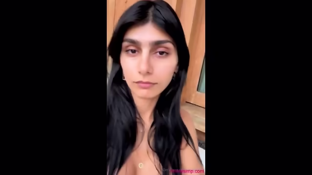 New Mia Khalifa High And Naked In Out Door Hot Tub