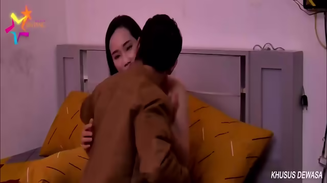 Sekretaris cantik