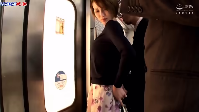 Subtitle Indonesia : Mio_Kimijima di ngentot depan suami langsung_ untuk vidio full bisa di tonton di link ini copy dan klik