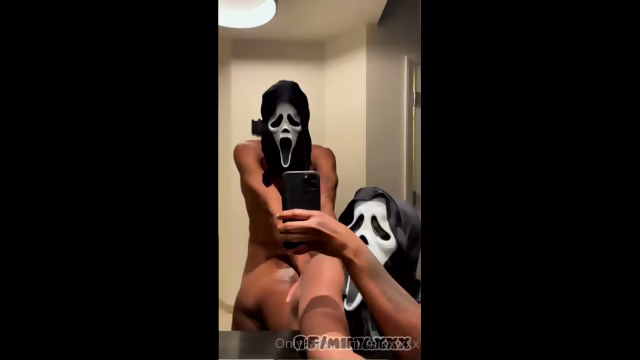 scary movie 2 - onlyfans