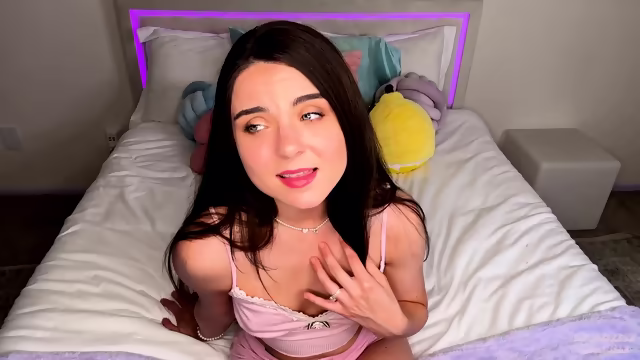 Jealous Daughter Wants To Be Your Girlfriend