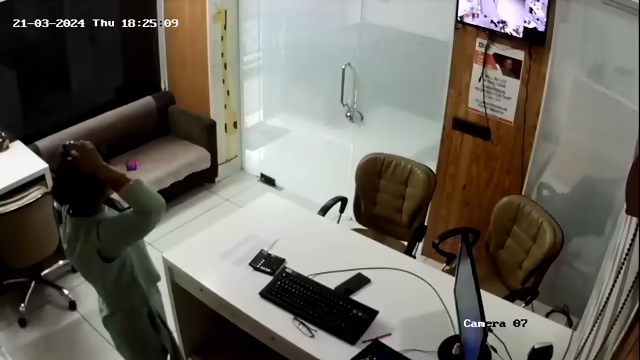 Boss fuck secretary in office cctv leaked