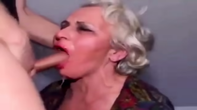 GRANNY NORMA FACE FUCK!