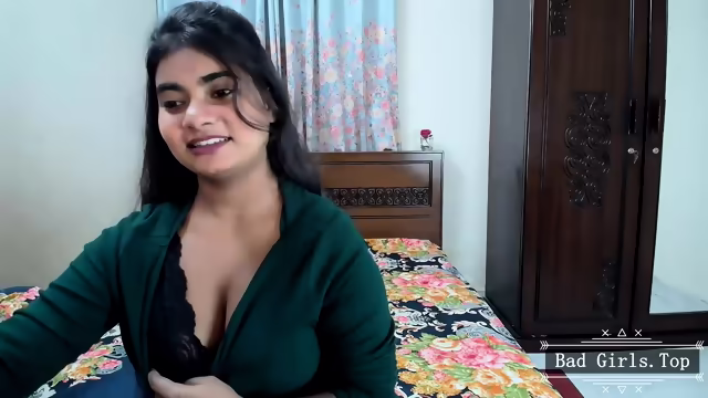 Cute webcam indian babe with perfect big boobs