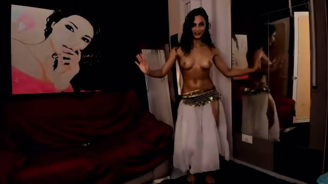Belly Dancer with remote control vibe