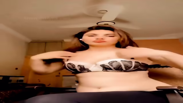 Pakistani girl Fucked by her bf