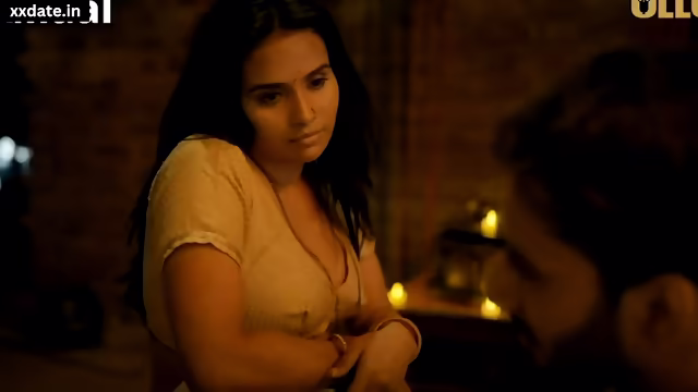 Village Sex Video mein dekhiye Hot Wife ka mast Doggy Sex