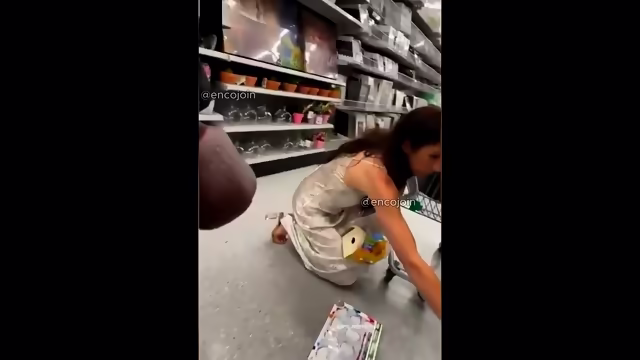 Encoxada dickflash grope cum