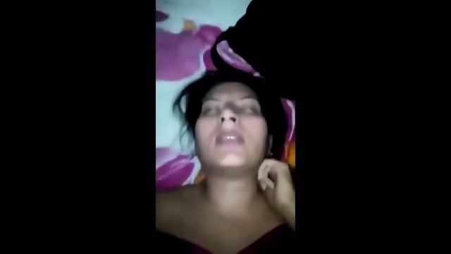 Biwi Ki Geeli Chut Mein Jhatke Se Ghusa Mota Lund Indian