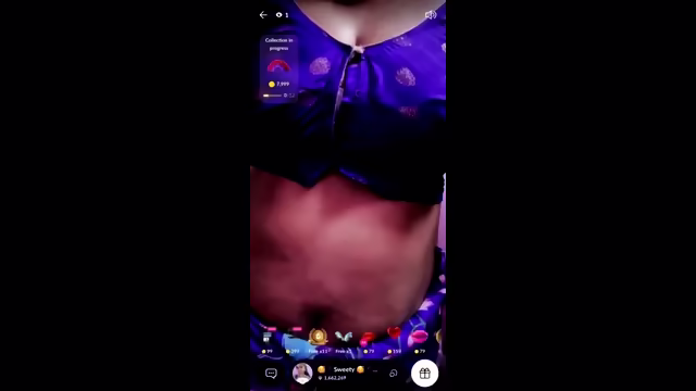 Horny Telugu Aunty Shows Her Huge Boobs & Face in Live Tango Sex Chat