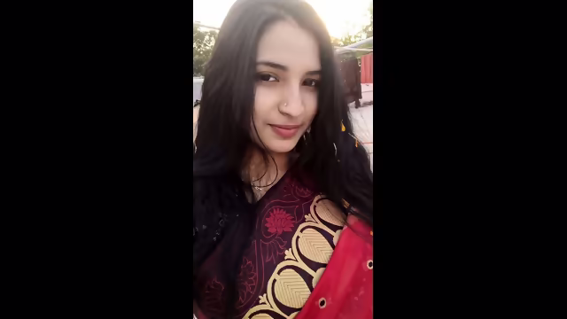 Beautiful GF Showing Hot Boobs Press Sucking Fingering Pussy Closeup