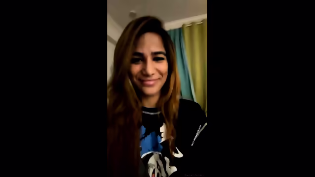 DESI GIRL SOLO