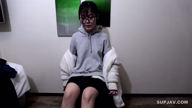 Cute Japanese Girl With Glasses And Nice Body