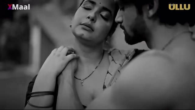 Pehelban ne sexy bhabhi ke sath ki jabardast kasrat. Bhabhi ke pure badan se nikala pani. Ullu indian web series. Besharam Episode 2.
