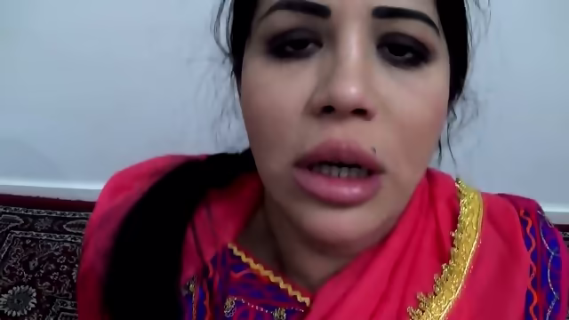 big ass arab stepmom fuckes her 18 years old stepson