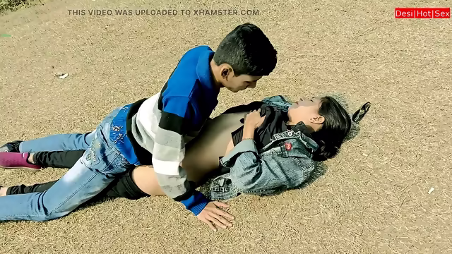 18yrs Boy Fucking 25yrs Girl At Outdoor! Desi Love Sex