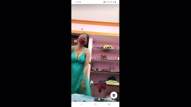 Tamil housewife teasing on Tango 😍🥵🔥