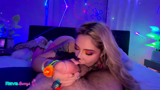 Deepthroat Rave Bunny Gets Both Holes Filled With Creampie