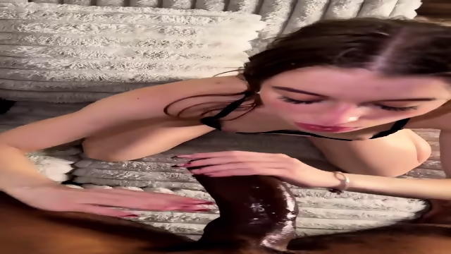 Eating That White Pussy