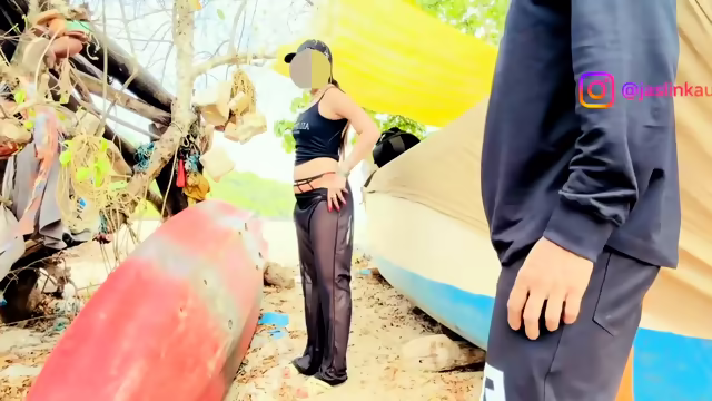 Jaslin Kaur Indian Couple Outside Sea Beach Public place Nude Fucking & Bloejob.
