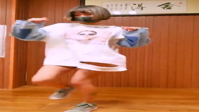 Slender 20yo naked dancer for song seven tez cadey æŠâ音é»â森æžâ