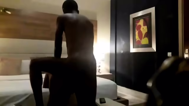 I fuck this cuckold big black ass wife and husband cry