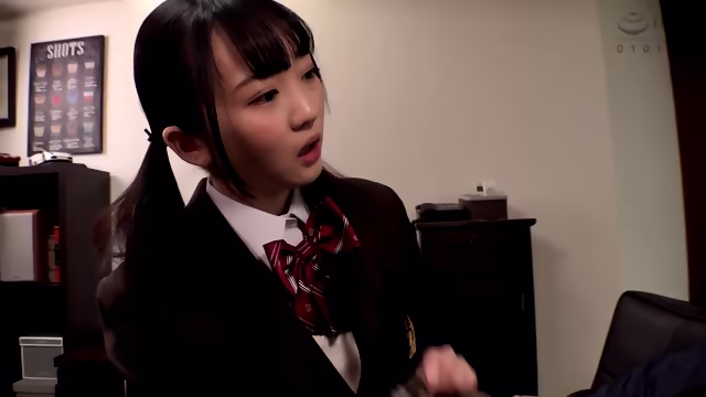 2K 大檔 早美れむ,Hayami Remu - お義父さんの赤ちゃん妊娠する！」制服姿の新しい娘が義父を母に隠れて射精管理！何度も寸止めさせマ○コに連続大量中出し！ 3 [VRTM-495]