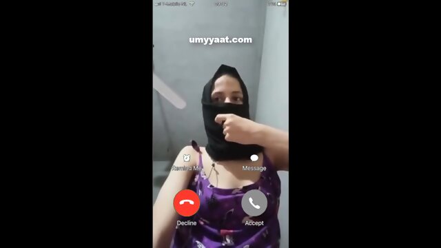 arabian girl hot Laoura young Tunisian wants to fuck in France
