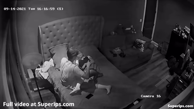 IPCAM â American college students fuck in uniform