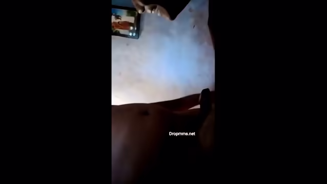 Desi hot tamil item vachila aunty hard fingering blowjob show