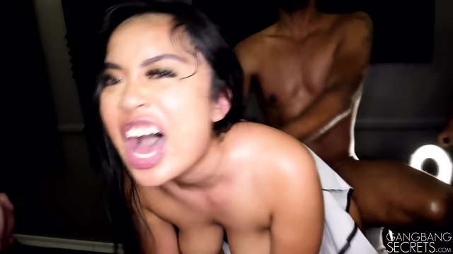 Big Tits Asian Luna Gets 5 Creampies