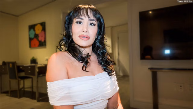 Chasing My Stepmom Naked Until She FUCKS ME!!!! Danja Angel loves cum